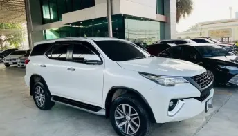 TOYOTA FORTUNER 2.4 V ปี 2020