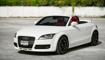 Audi TT 2.0 Convertible ปี 2008  สีขาวเบาะแดง รถพร้อมใช้งาน ระบบไฟฟ้าใช้งานได้ตามปกติ