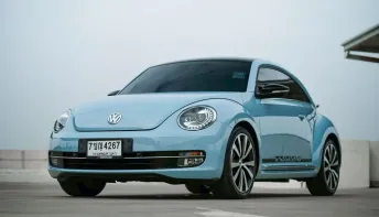 Volkswagen Beetle 2.0 Turbo ปี 2014 รถมือเดียว ป้ายแดง ดูแลอย่างดี แร็ปใสรอบคัน
