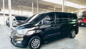 HYUNDAI H-1 2.5 ELITE ปี 2019 รถสวย สภาพพร้อมใช้ ไมล์แท้ เช็คศูนย์ตลอด รับประกันตัวถังสวย