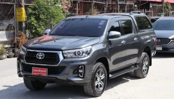 2020 Toyota Hilux Revo 2.4 Prerunner รถเก๋ง 4 ประตู ผ่อน9000/72เดือน