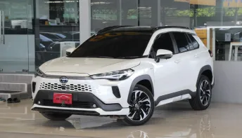 Toyota Corolla Cross 1.8 HEV Premium Luxury ปี24 ไมล์แท้3x,xxxโล รถบ้านมือเดียว สวยมากๆ ออกรถ0บาท