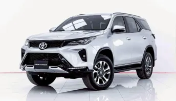 6B476 TOYOTA FORTUNER 2.4 G LEADER AT 2022