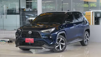 2024 Toyota Yaris Cross 1.5 HEV PREMIUM LUXURY ปี24 ไมล์10,000โล เข้าศูนย์ตลอด รถบ้านมือเดียว ฟรีดาว