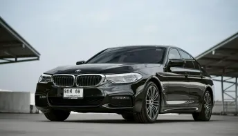 BMW 530e M Sport G30 ปี 2018  รถมือเดียวป้ายแดง ขับดีมาก เซอร์วิสศูนย์ ออฟชั่นเต็ม รถพร้อมใช้งาน