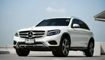Benz GLC250d Off-road 4MATIC ปี 2018  รถมือเดียว ป้ายแดง เครื่องดีเซลประหยัดน้ำมันมากๆ สภาพสวยมากๆ 