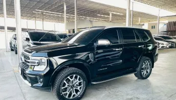 FORD EVEREST 2.0 TITANIUM PLUS 4WD 2024 รถสวย มือแรกออกห้าง พร้อมใช้ ไมล์น้อย TOP รับประกันตัวถัง