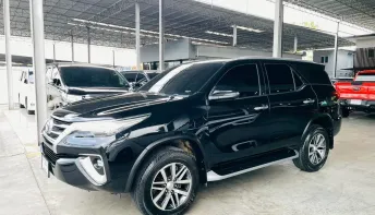 TOYOTA FORTUNER 2.4 V ปี 2019 รถสวย มือแรกออกห้าง พร้อมใช้ ไมล์น้อย รับประกันตัวถังสวย