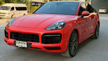 2021 Porsche Cayenne S E-Hybrid Coupe สี Lava Orange