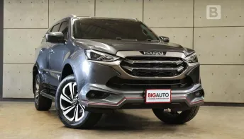 2022 Isuzu MU-X 3.0 Ultimate SUV AT ไมล์แท้ 4 หมื่น มือแรกจากป้ายแดง ติดตั้งชุดแต่งรอบคัน B8755
