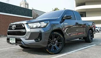 2022 Toyota HILUX REVO 2.4 Smart Cab Z Edition Entry
