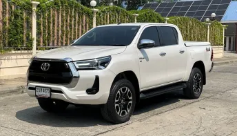 TOYOTA HILUX REVO DOUBLE CAB 2.8 HIGH 4WD ปี 2022 AUTO 4X4 สภาพนางฟ้า
