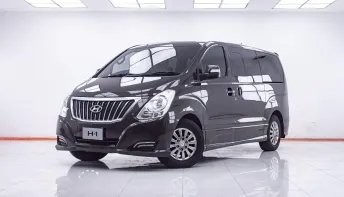 1E875 HYUNDAI H-1 2.5 ELITE AT 2017