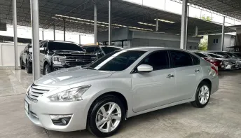 NISSAN TEANA 2.0 XL ปี 2019 รถสวย มือแรกออกห้าง พร้อมใช้ ไมล์น้อย 6 หมื่น รับประกันตัวถังสวย