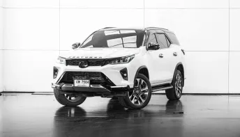 2022 TT Fortuner 2.4 Legender Blacktop 4WD A/T