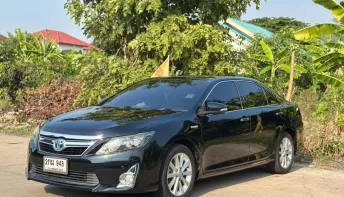 Toyota Camry 2.5 hybrid สีดำ ยอดนิยม ปี 2013