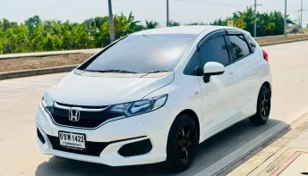 รถมือเดียว ป้ายแดง ฟรีดาวน์ HONDA JAZZ GK 1.5 S  i-VTEC AT 2018 แท้