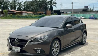 Mazda 3 2.0 Sport เกียร์ออโต้ ปี 2015 สีน้ำตาล