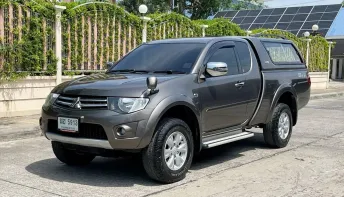 MITSUBISHI TRITON  2.5 MEGA CAB GLS PLUS VG TURBO ปี 2013 เกียร์AUTO สภาพนางฟ้า