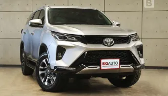 2022 Toyota FORTUNER 2.4 Leader V 4WD SUV AT ไมล์แท้ 8 หมื่น รับประกันตัวรถ 5 ปี 150,000 KM B4008