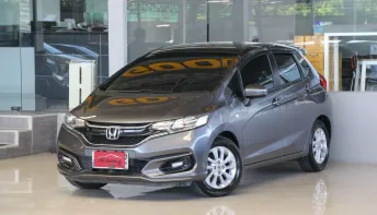 Honda JAZZ 1.5 V+ ปี 2020 รถบ้านมือเดียว ใช้น้อย7x,xxxโล เข้าศูนย์ตลอด ไม่เคยติดแก๊ส ออกรถ0บาท