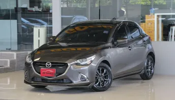 Mazda 2 1.3 Sports high connect ปี2018 รถบ้านมือเดียว 8x,xxxโล เข้าศูนย์ตลอด ไม่เคยติดแก๊ส ออกรถ0บาท