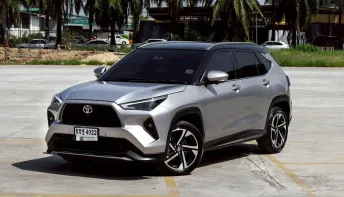 TOYOTA YARIS CROSS 1.5 HEV Premium Luxury AT ปี 2023 จด 2024