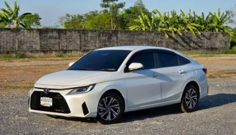 TOYOTA YARIS ATIV 1.2 PREMIUM ปี 2023 มือเดียวป้ายแดง ออปชันความปลอดภัยจัดเต็ม นั่งสบาย ประหยัด