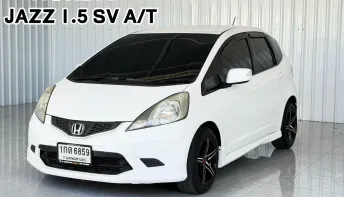 รถบ้าน ตัวท๊อป Honda JAZZ 1.5SV i-VTEC รถเก๋ง 5 ประตู 