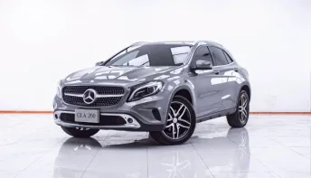 1F002 BENZ GLA-CLASS GLA200 1.6 W156  AT 2016
