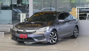 Honda Accord 2.0 E ปี 2018 รถบ้านแท้ๆ ใช้น้อยเข้าศูนย์ตลอด ไม่เคยติดแก๊ส เข้าศูนย์ตลอด ออกรถ0บาท