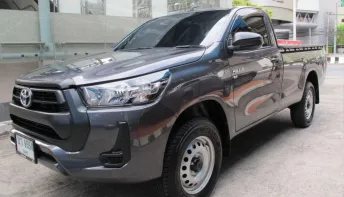 2025 TOYOTA REVO 2.8 ENTRY 4WD (เครื่องรุ่นใหม่ ยูโร5) หัวเดียว เกียร์ธรรมดา สีเทา