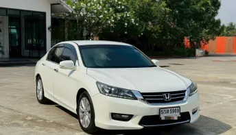 Honda Accord 2.0 EL Nevigator เกียร์ออโต้ ปี 2014 จด 2016 สีขาวมุข