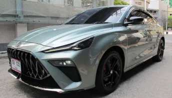 2025 MG 5 1.5 PRO D AUTO สีเขียว ปุ่มSTART เบาะหนังปรับไฟฟ้า