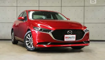 2022 Mazda 3 2.0 C Sedan AT ไมล์แท้ 1 หมื่น มือแรกจากป้ายแดง สีแดงSoul Red Crystal Metallic B490
