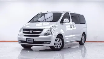 1F090 HYUNDAI H-1 2.5 DELUXE MAESTO AT 2010