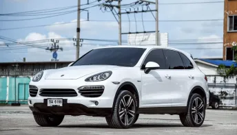 Porsche Cayenne S Hybrid 4WD SUV