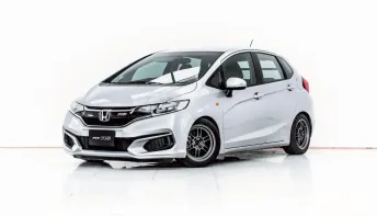3B493 HONDA JAZZ GK 1.5 S MT 2020