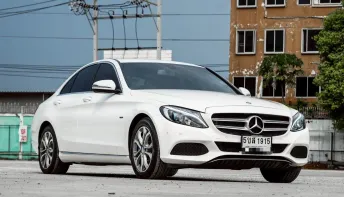Mercedes-Benz C350e 2.0 Avantgarde W205 AT 2017