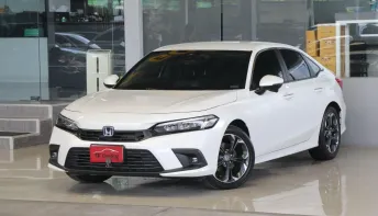 Honda CIVIC 2.0 e:HEV EL+ ปี 2024 ไมล์1x,xxxโล เข้าศูนย์ตลอด รถบ้านมือเดียว สวยเดิมทั้งคัน ฟรีดาวน์