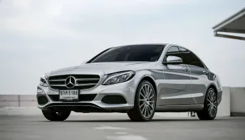 Benz C350e AMG ปี 2016 Option ครบ ๆ ล้น ๆ ขับดีมาก ประหยัดน้ำมัน สภาพสวยมากๆ 