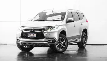 2015 MS Pajero Sport 2.4 GT Premium  4WD A/T