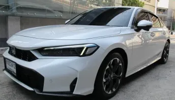 2025 HONDA CIVIC eHEV 2.0 EL+ AUTO สีขาวมุก ปุ่มSTART วิ่งน้อย 6,544 กม. รถสวยสภาพใหม่ ฟรีดาวน์