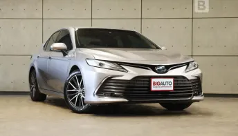 2022 Toyota CAMRY 2.5 HEV Premium Sedan AT ไมล์แท้ 6 หมื่น รับประกันตัวรถ 5 ปี 150,000 KM B6668