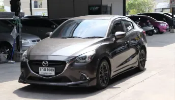 2019 Mazda 2 1.3 high connect รถเก๋ง 4 ประตู 