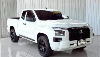 MITSUBISHI TRITON 2.4 Active MT (AB/ABS) ปี 2025 สีขาว โฉม Ext. CAB 23-ปัจจุบัน