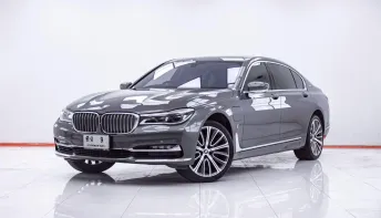 1F216 BMW SERIES 7 740lE G12 2.0 AT 2019