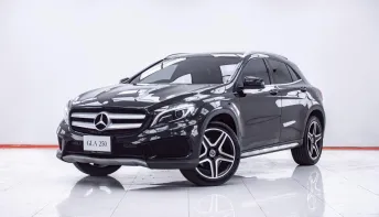 1F137 MERCEDES-BENZ GLA-CLASS GLA250 W156 AT 2017