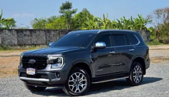 FORD EVEREST 2.0 BI-TURBO TITANIUM Plus (4WD) ปี 2022 SUV 7 ที่นั่ง ตัวท็อป ออปชันจัดเต็ม