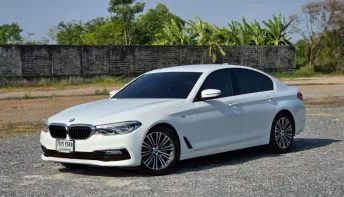 BMW 520d Sport Line [G30] ปี 2018 สปอร์ตหรู นั่งสบาย นุ่ม เงียบ แรง ประหยัดน้ำมัน